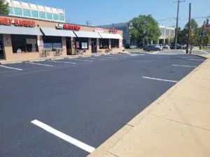 When Do Winchester VA Asphalt Sealcoating Contractors Start Their Season?